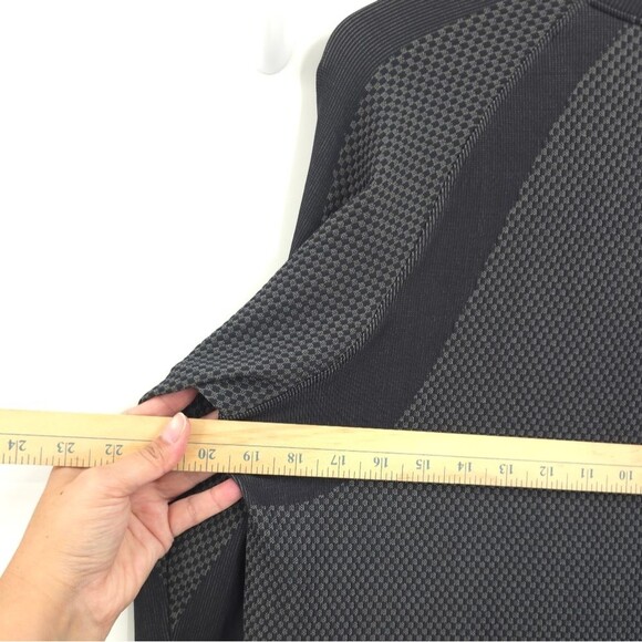 Lululemon Rest Less Pullover Athletic Shirt Womens Seamless Wicking Thumbholes - Picture 9 of 12